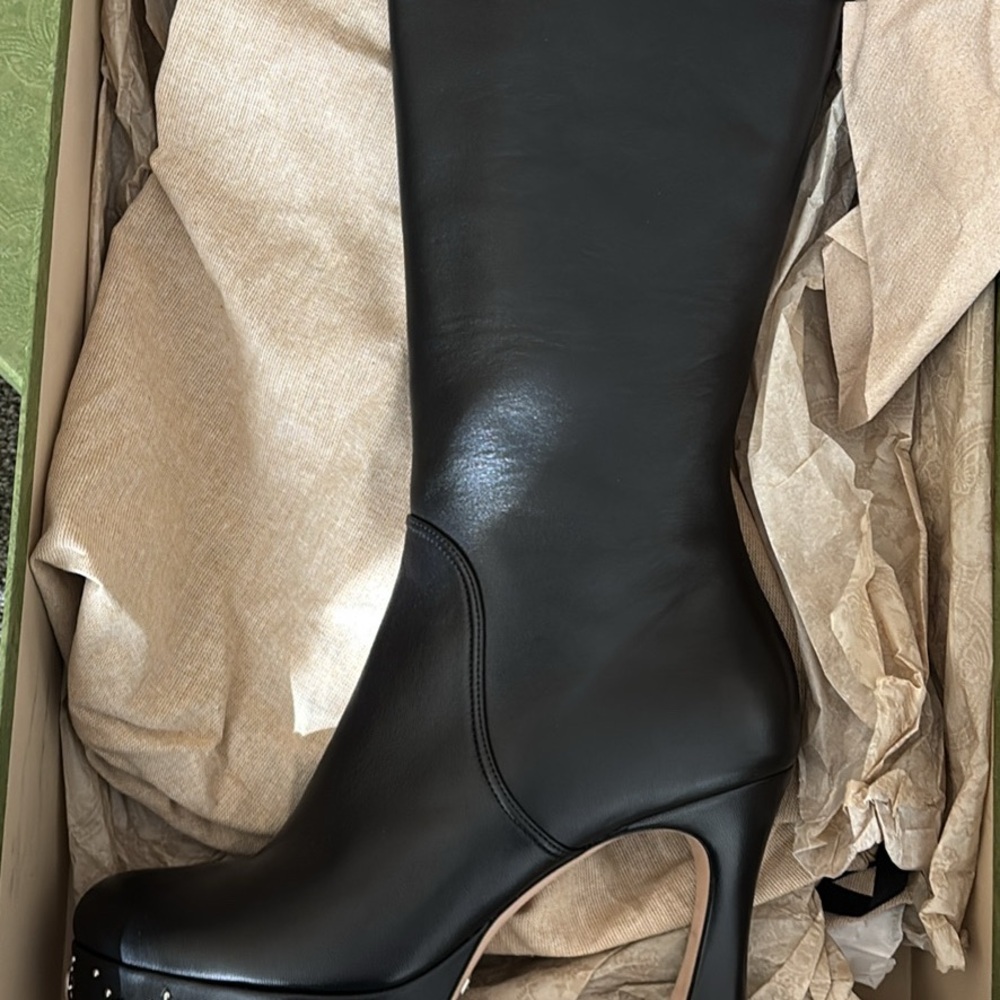Gucci Black Leather Heeled Boots